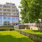 Blue Horizon Sea View 1br *
