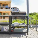 Blue Horizon Sea View 1br Varna