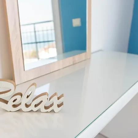 Blue Horizon Sea View 1br *